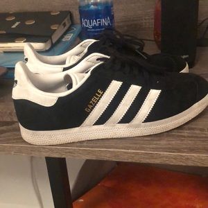 Black Gazelle Adidas